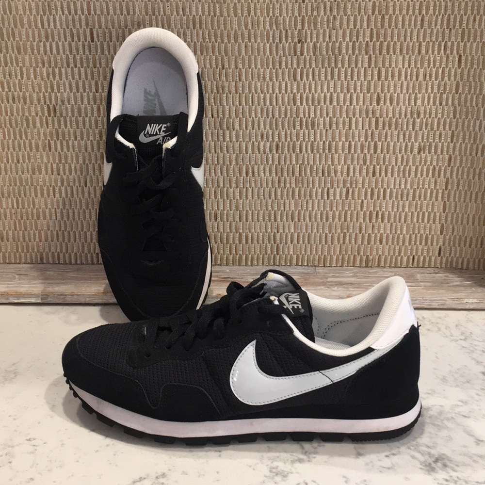 Nike Air Internationalist